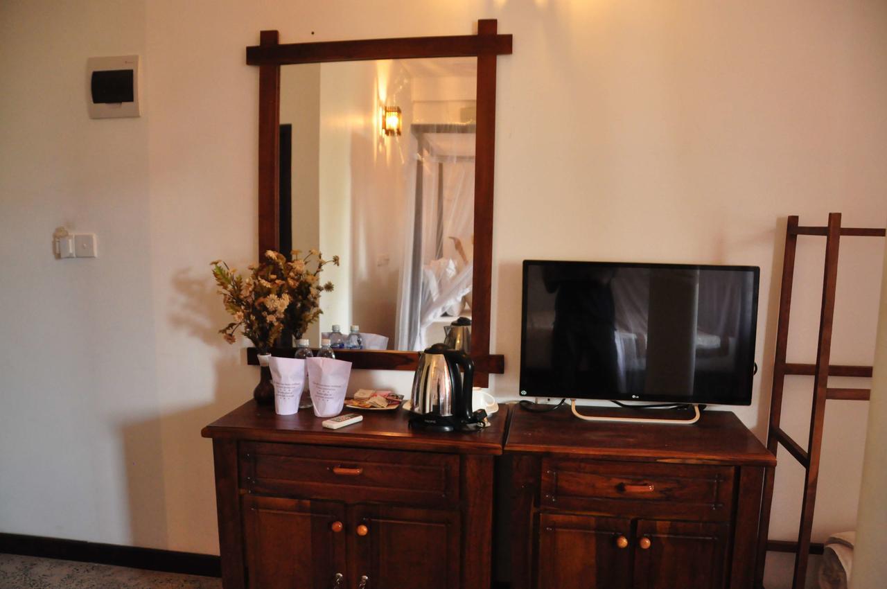 Wh Beach Resort Weligama Eksteriør billede