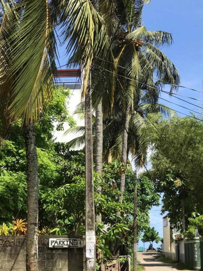 Wh Beach Resort Weligama Eksteriør billede