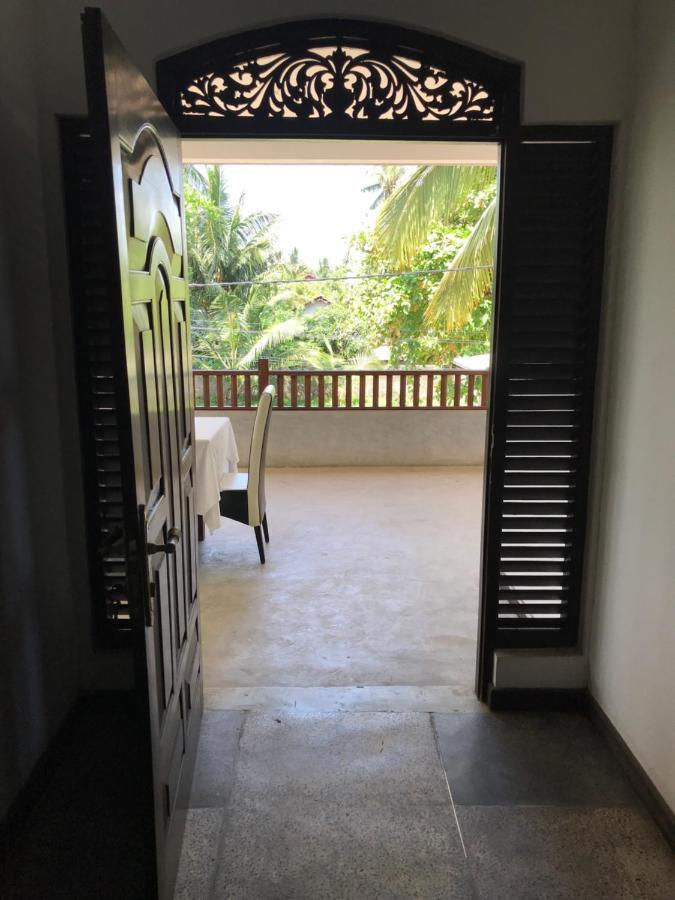 Wh Beach Resort Weligama Eksteriør billede