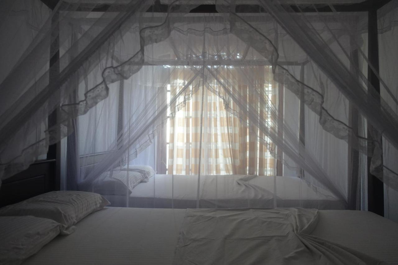 Wh Beach Resort Weligama Eksteriør billede
