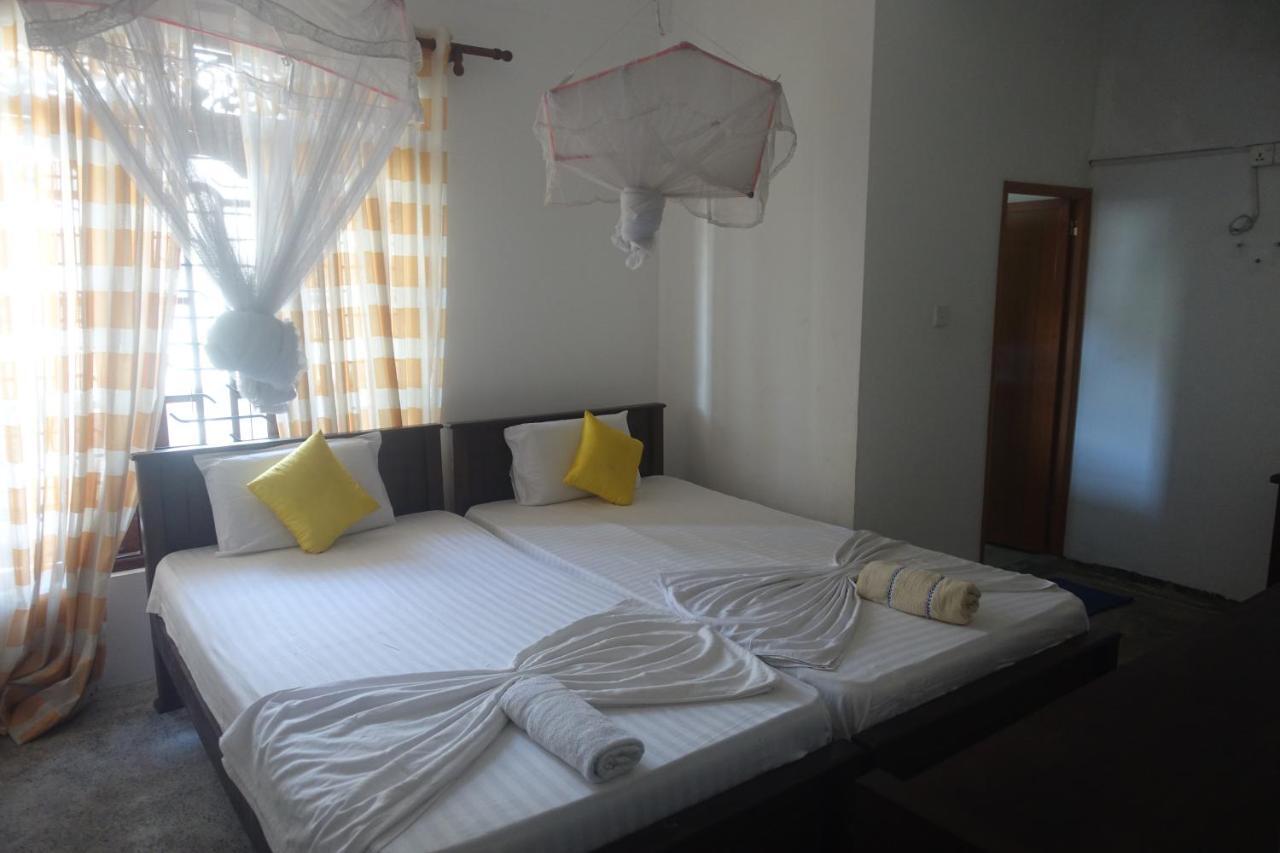 Wh Beach Resort Weligama Eksteriør billede