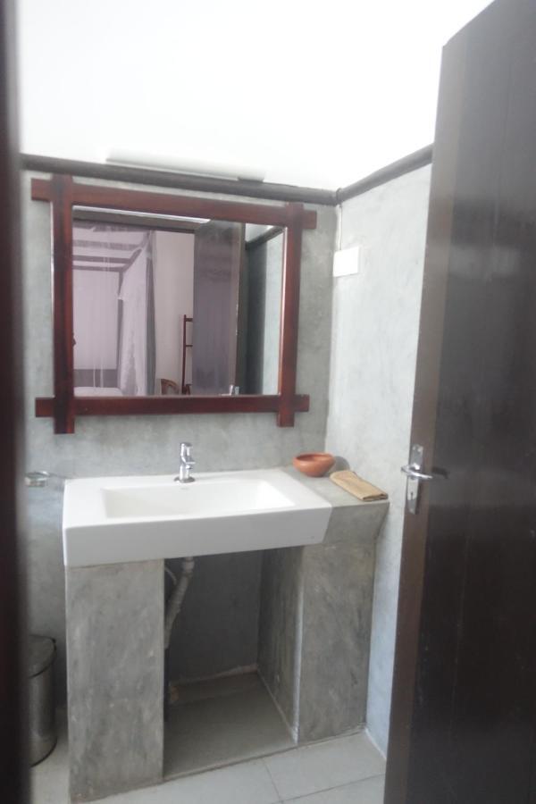 Wh Beach Resort Weligama Eksteriør billede