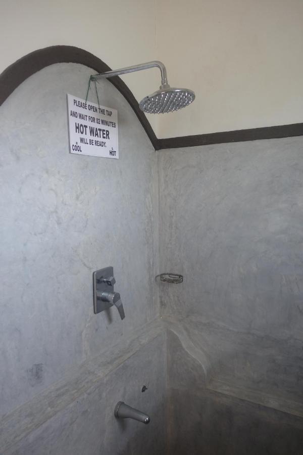 Wh Beach Resort Weligama Eksteriør billede