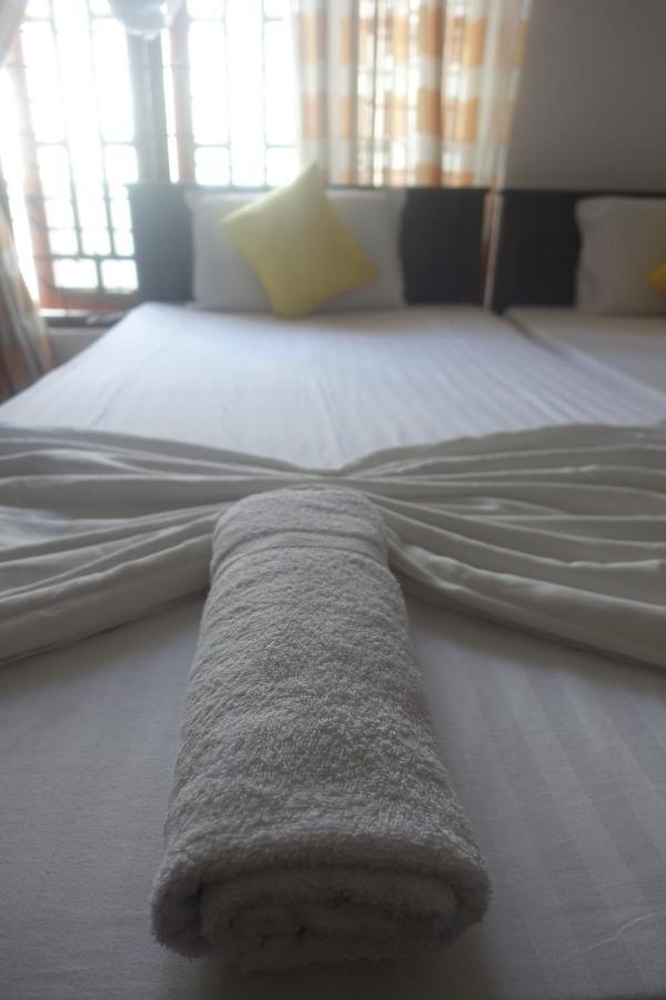 Wh Beach Resort Weligama Eksteriør billede